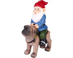 BRUBAKER Tuinkabouter met Hond - Kabouter Rijdend Mopshondje in Zadel - Grappig Tuinbeeldje - Weerbestendige Decoratie voor Tuincamping en Hondenbezitters - Tuindecoratie voor Buiten - 26 cm