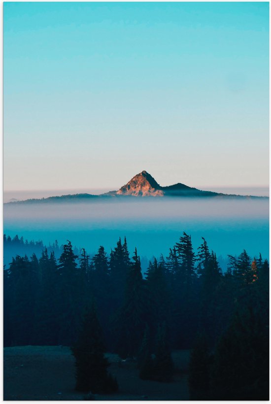Poster Glanzend – Bergtop boven de Wolken - 60x90 cm Foto op Posterpapier met Glanzende Afwerking