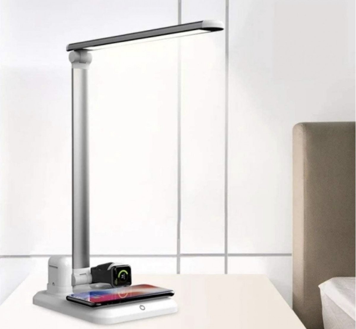 4 in 1 Wireless Desktop Lamp Charger Bureaulamp Wit Bureaulamp met draadloos opladen Smart Touch lamp Nachtlamp