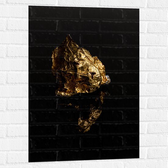 Muursticker - Gouden Vlak op Zwarte Achtergrond - 60x90 cm Foto op Muursticker