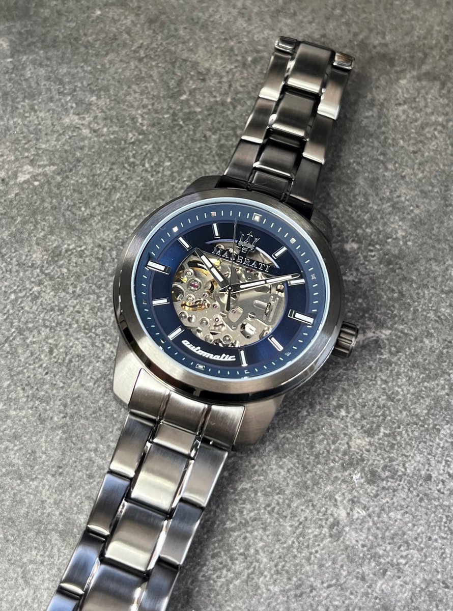 Maserati Successo Horloge - Maserati heren horloge - Grijs - diameter 44 mm - kleur gecoat roestvrij staal