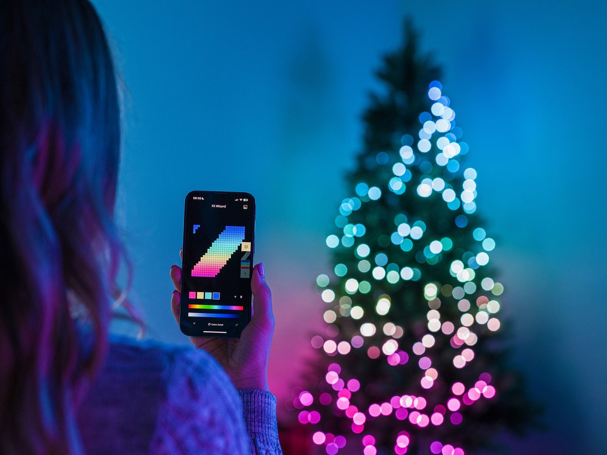 Twinkly Strings Lichtsnoer - 60M - LED - 750LED RGB - Dimbaar - Binnen & Buiten - Bluetooth of Wifi - Werkt met Homekit, Homey, Google Home en Razer Chroma - Zwart – foto 5