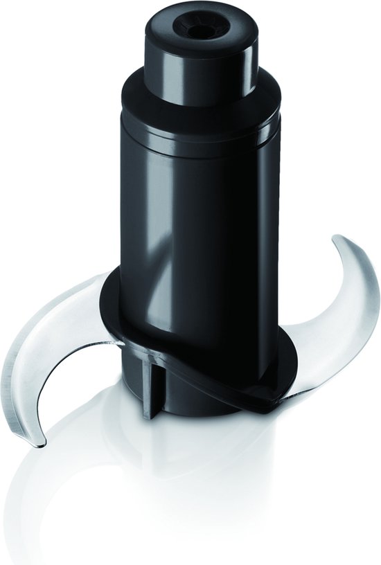 Een metalen hakmes voor een keukenmachine.