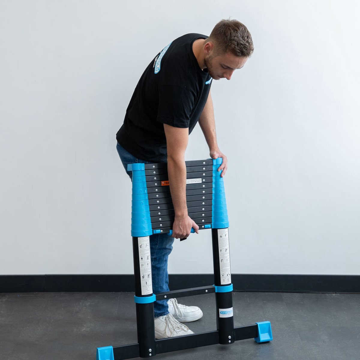 Telescoopladder Eurostairs | Vouwladder 4,1 meter | 14 treden met softclose – foto 8
