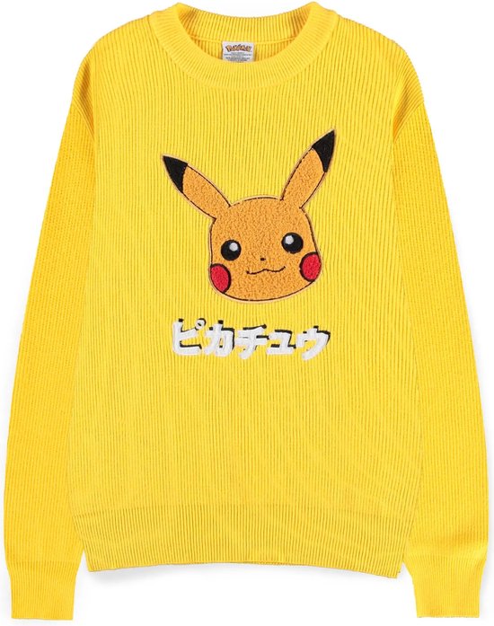 Gele gebreide trui met ronde hals met een geborduurde Pikachu op de voorkant en Japanse tekst.