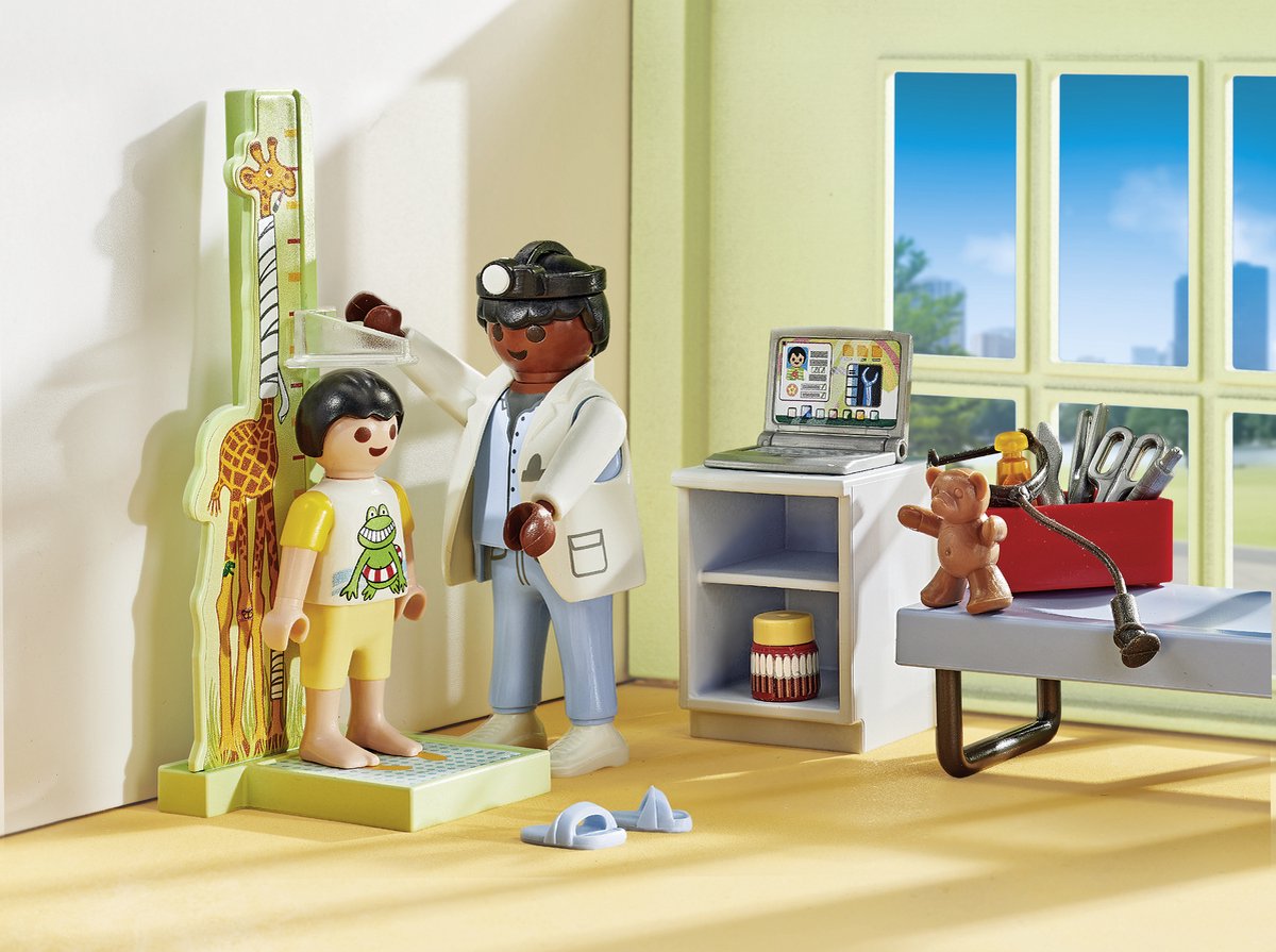 PLAYMOBIL My Life Kinderarts met teddybeer - 71619 — afbeelding 6