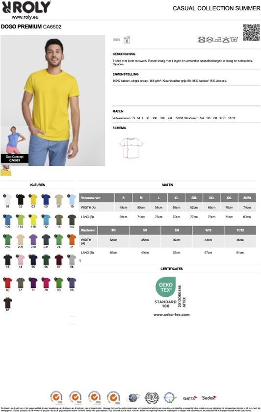 Un homme portant un t-shirt jaune à manches courtes et un pantalon bleu.