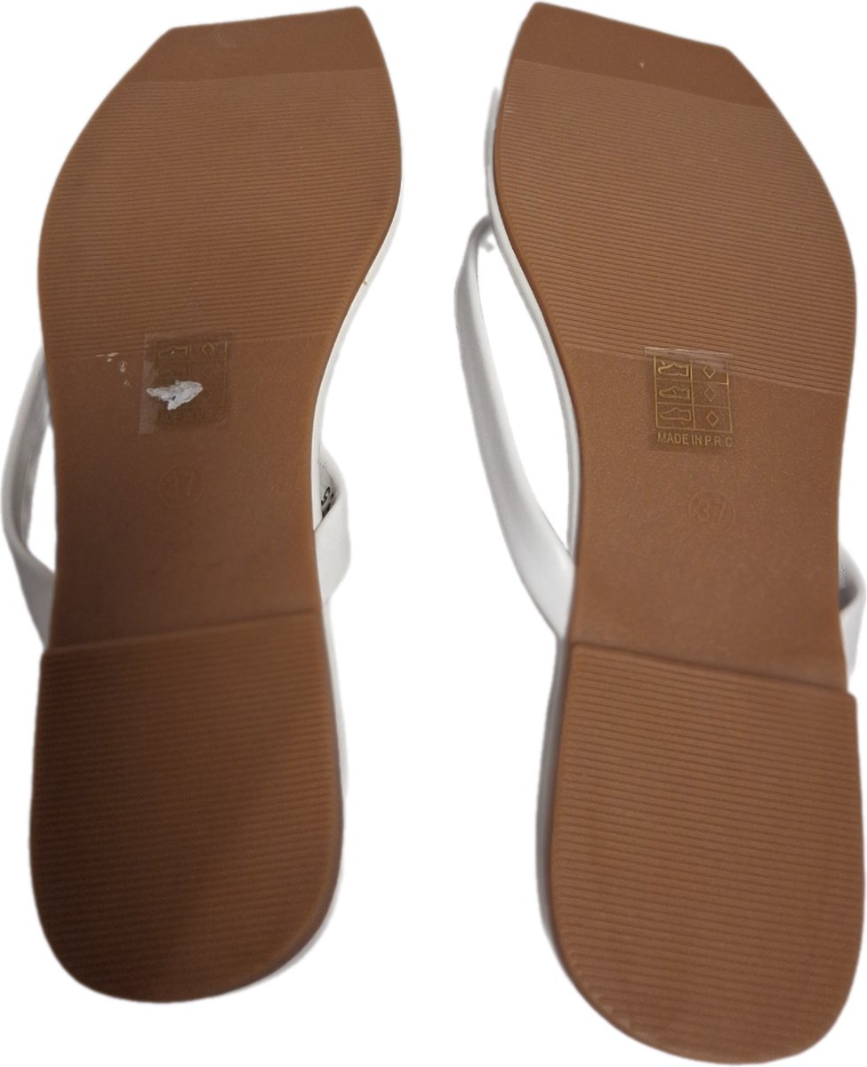 MULANKA-SLIPPER-WHITE-IMITATILEER-37