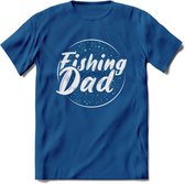 Fishing Dad - Vissen T-Shirt | Aqua | Grappig Verjaardag Vis Hobby Cadeau Shirt | Dames - Heren - Unisex | Tshirt Hengelsport Kleding Kado - Donker Blauw - M