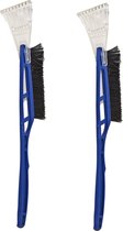2x stuks kunststof ijskrabber/raamkrabber blauw met borstel 52 cm - Ruiten krabbers - Auto accessoires winter