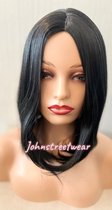 Synthetische hair silky straight middle part short wig kleur 1b 35cm