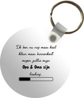 Sleutelhanger - 'Opa en oma zijn' - Quotes - Spreuken - Plastic - Rond - Uitdeelcadeautjes