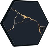 Akoestische panelen - Geluidsisolatie - Akoestische wandpanelen - Akoestisch schilderij AcousticHexagon® - paneel met gouden Japanse Kintsugi kunst - design 137 - 60cm - zwart - Wa