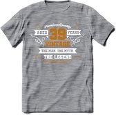 39 Jaar Legend T-Shirt | Goud - Wit | Grappig Verjaardag en Feest Cadeau Shirt | Dames - Heren - Unisex | Tshirt Kleding Kado | - Donker Grijs - Gemaleerd - XXL