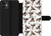 Étui pour iPhone 11 Bookcase - Vache - Highlander écossais - Animaux - Avec compartiments - Étui portefeuille avec fermeture magnétique