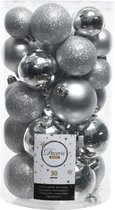 30x Zilveren kunststof kerstballen 4 - 5 - 6 cm - Mat/glans/glitter - Onbreekbare plastic kerstballen - Kerstboomversiering zilver