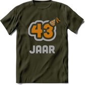 43 Jaar Feest T-Shirt | Goud - Zilver | Grappig Verjaardag Cadeau Shirt | Dames - Heren - Unisex | Tshirt Kleding Kado | - Leger Groen - M