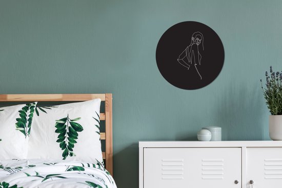 Illustration femme puissante sur fond noir Cercle mural plaque plastique ⌀ 30 cm - impression photo sur cercle mural / cercle vivant (décoration murale)