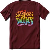 Love Wins | Pride T-Shirt | Grappig LHBTIQ+ / LGBTQ / Gay / Homo / Lesbi Cadeau Shirt | Dames - Heren - Unisex | Tshirt Kleding Kado | - Burgundy - L