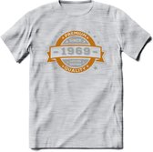 Premium Since 1969 T-Shirt | Zilver - Goud | Grappig Verjaardag en Feest Cadeau Shirt | Dames - Heren - Unisex | Tshirt Kleding Kado | - Licht Grijs - Gemaleerd - L