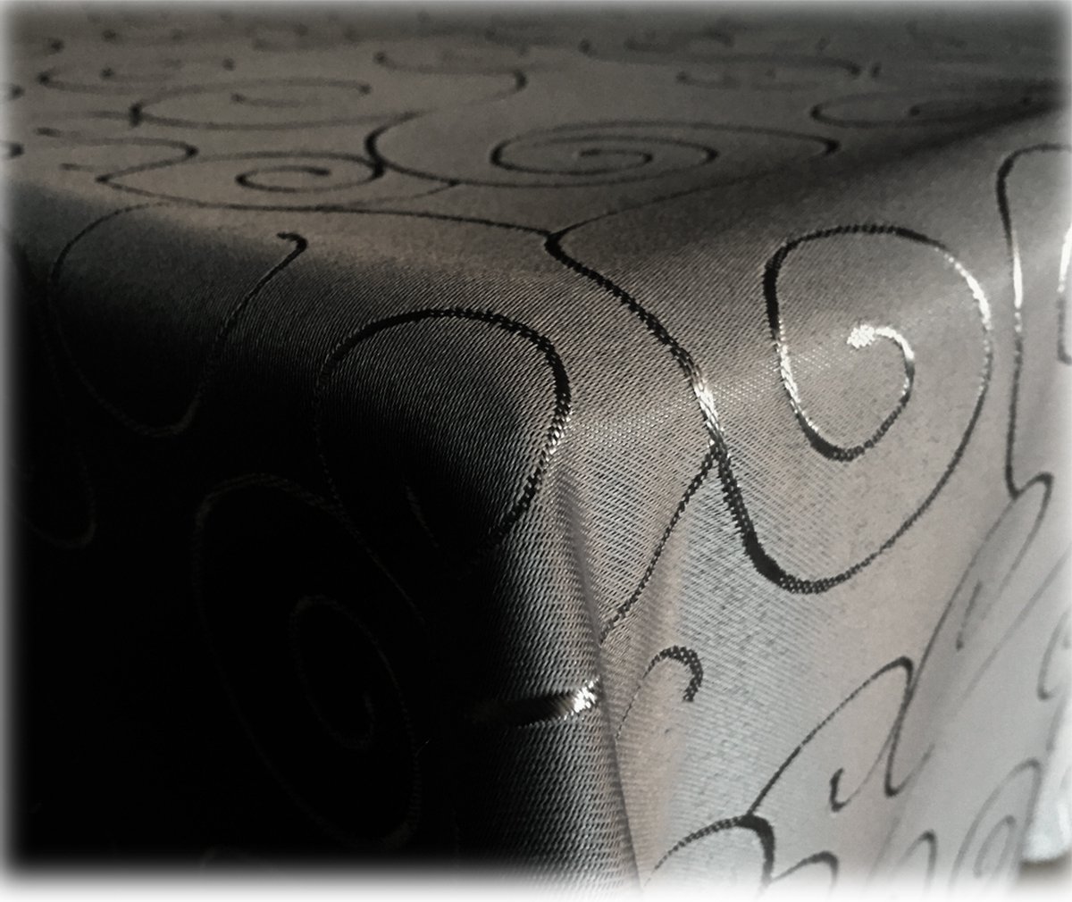 JEMIDI Tafelkleed ornamenten zijdeglans edele tafelhoes tafelkleed - Zwart - Vorm Oval - Maat 160x260