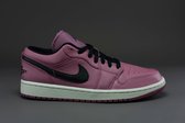 AIR JORDAN 1 Low (W) - Dames Sneakers Sportschoenen Schoenen Mulberry DC7268-500 - Maat EU 40.5 US 9