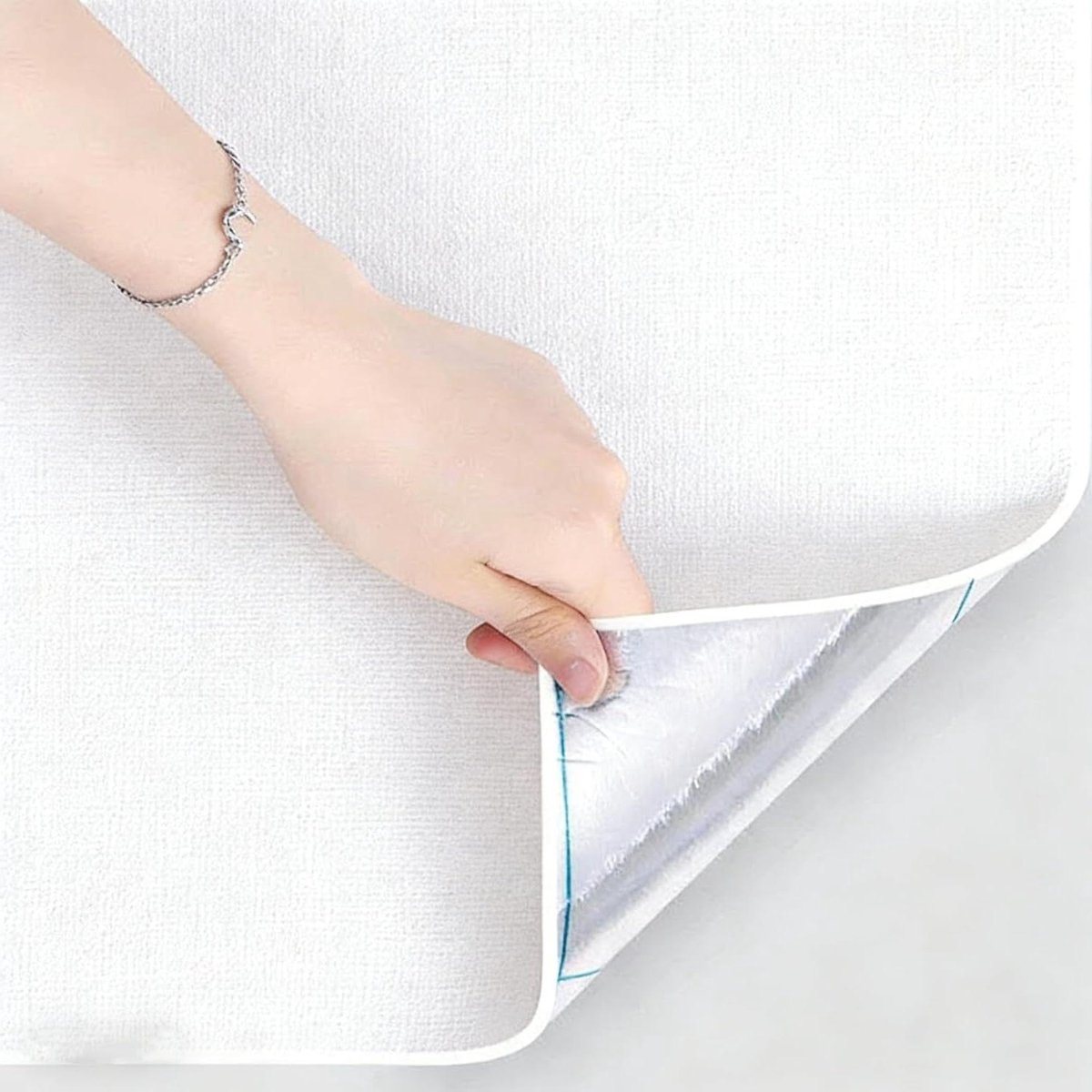 Isolerend Behang - Zelfklevend Schuim - Muur Isoleren - Waterdicht Geluiddicht - 50 cm breed - Wit