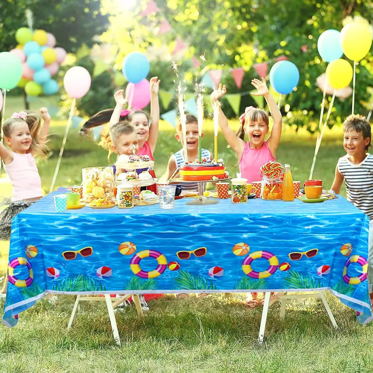 Feesttafelkleden - Tafelhoezen - Feestdecoratie - Waterdicht Plastic - 130 x 220 cm - Blauw