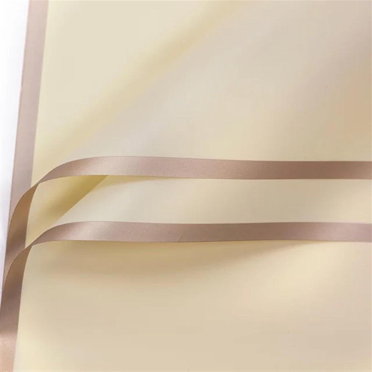 Inpakpapier Bloemen - Boeketpapier Waterdicht - Bloemen Verpakken - Speciaal Materiaal - 58 x 58 cm - Beige