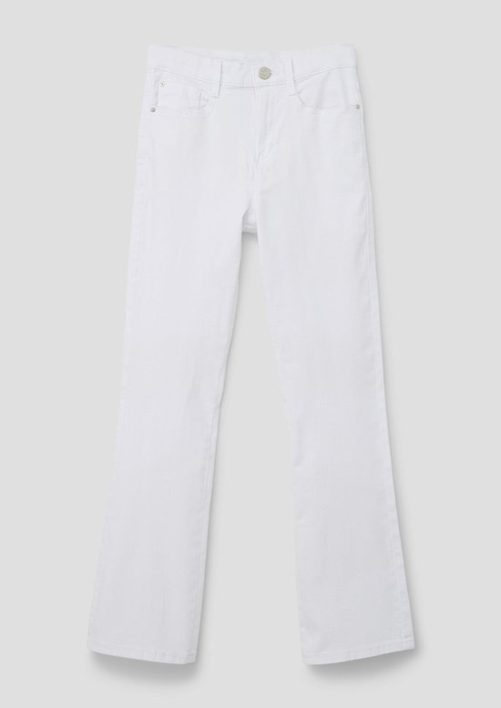 Witte s.Oliver jeans met wijde pijpen aan de onderkant en knoopsluiting.