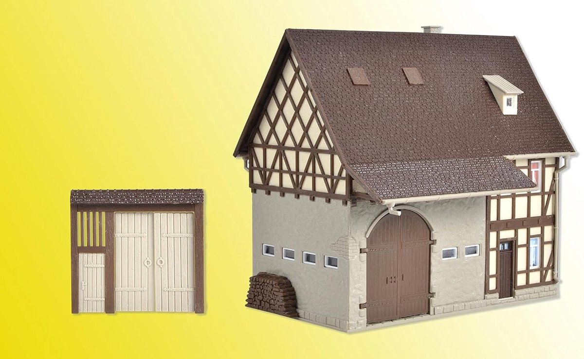 Model Boerderij - Hobbyhuis Schuur - Modelbouw H0 - Gedetailleerd Vakwerk - 125 x 70 x 120 mm - Meerkleurig