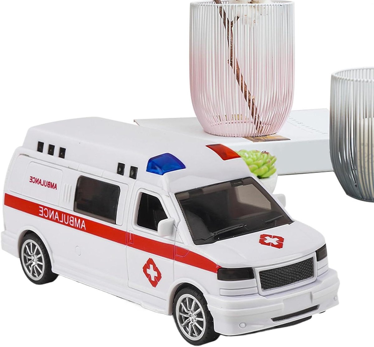 Speelgoed Ambulance - Noodhulp Voertuig - Kinderspel Stimuleren - Traagheid Aangedreven - 20 x 10 x 9 cm - Wit