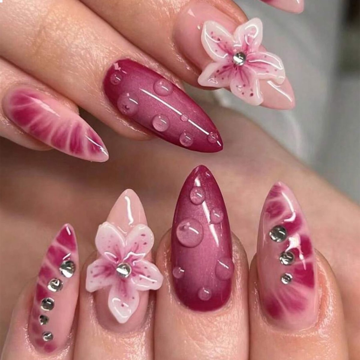 Dailygoods - 24 Stuks Roze en Rode Amandel Press-on Nagels met 3D Bloem Design