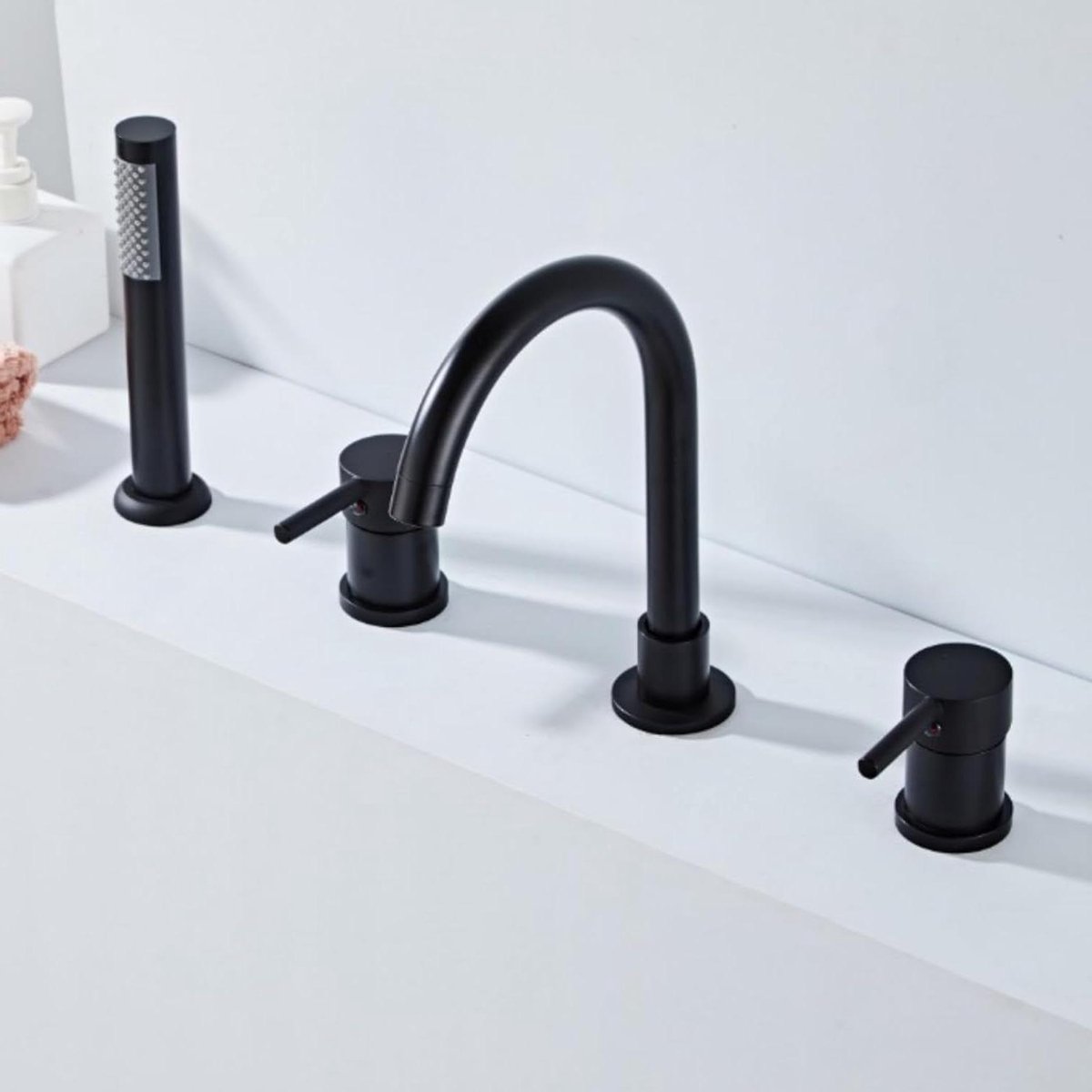 Douchekraanset Zwart - Badkraan Douche - Comfortabel Douchen - 360 Graden Draaibaar - 4 Ga