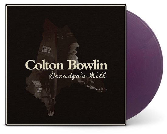 Paarse vinyl elpee met albumcover van 'Grandpa's Mill' door Colton Bowlin, met een silhouet van Maine.