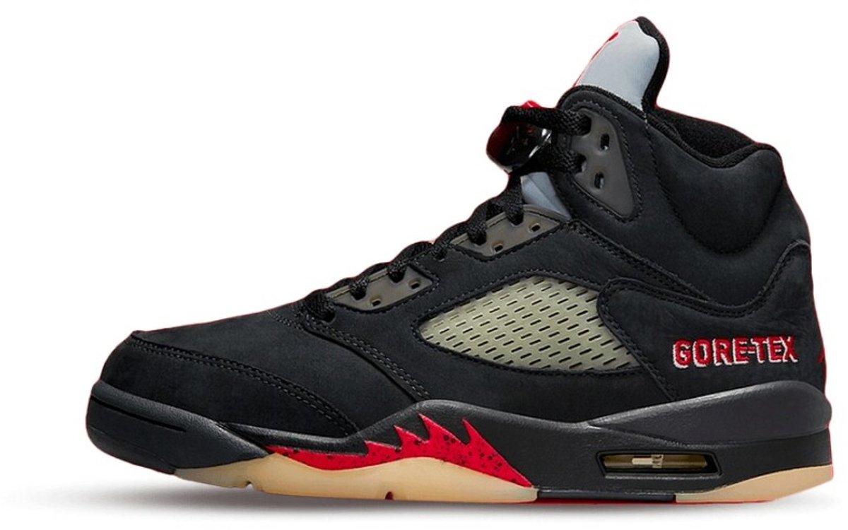 Jordan 5 Retro Gore-Tex Off Noir (Women's) - Maat 40.5