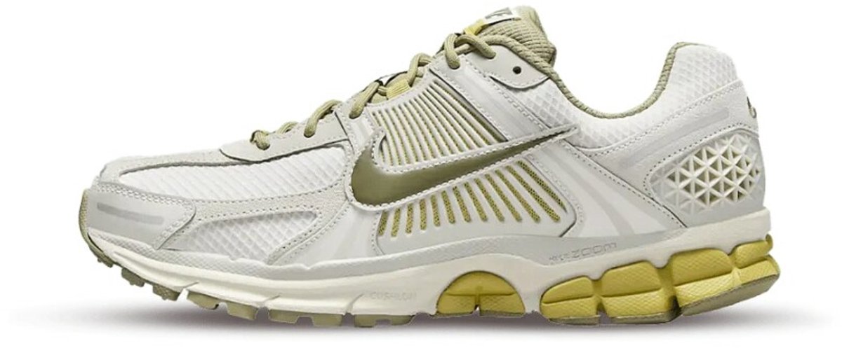 Nike Air Zoom Vomero 5 'Light Bone' - Maat 45.5