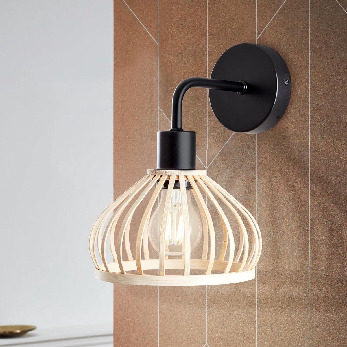 Wandlamp Metaal Bamboe - Boho Verlichting - Sfeerverlichting Creëren - Open Kap Structuur - 27 x 19 x 23 cm