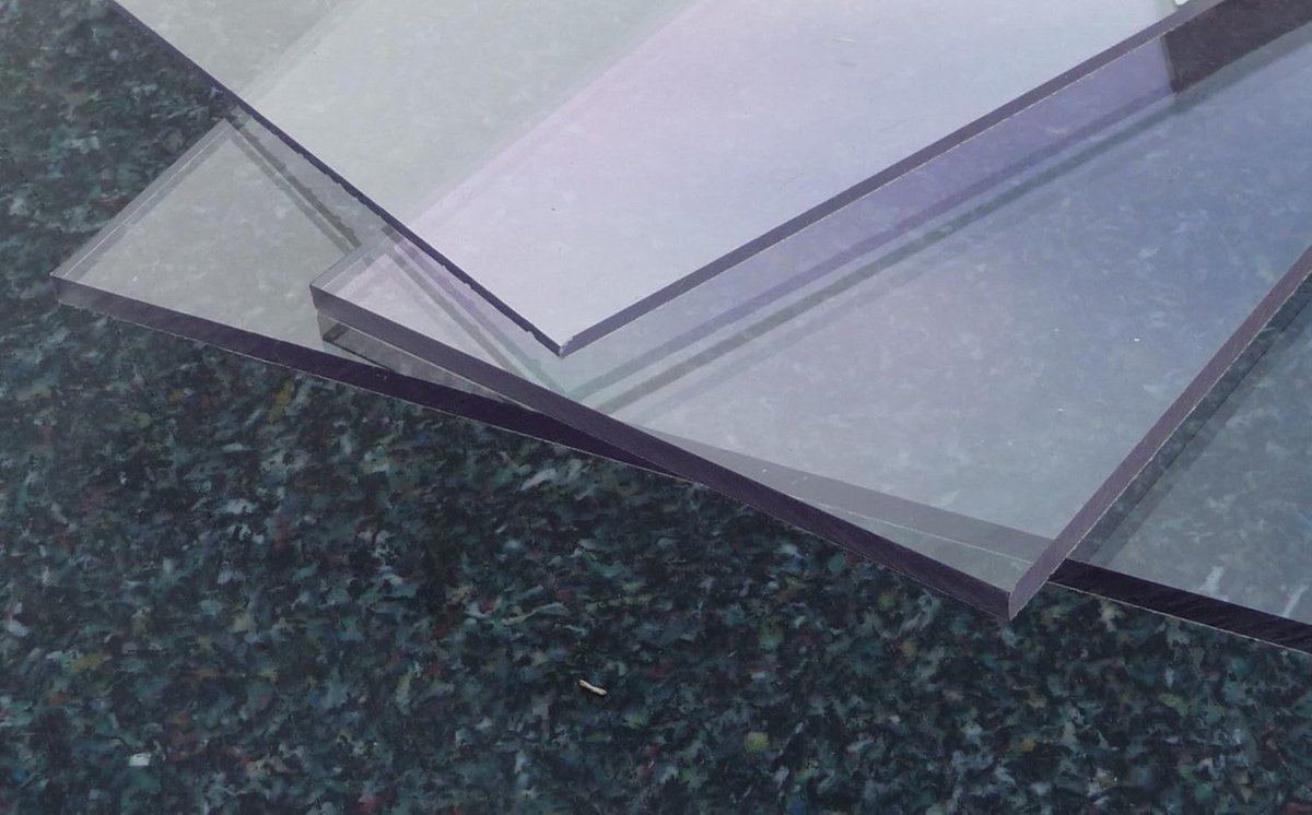 UV Plaat - Polycarbonaat Plaat - Bescherming Bouw - Dubbele UV Laag - 6 mm dik - Transparant