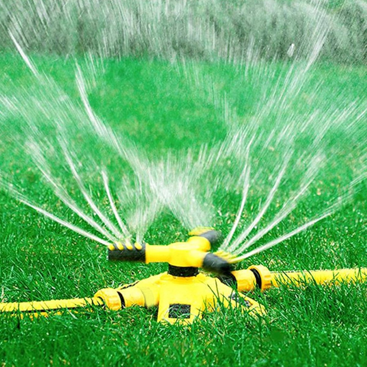 Watersproeier - Gazonsproeier - Tuin Besproeien - 360 Graden Draaibaar - 22 x 19 x 10 cm - Grijs