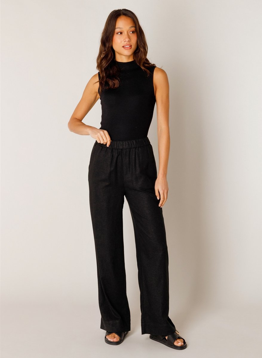 BASE LEVEL Yul Pants - Black - maat 36
