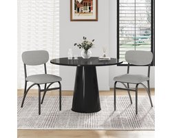 Moderne eetkamerstoelen van lamswol, set van 2, met witte stoffen zitting en rugleuning en zwarte stalen poten, stapelbaar meubilair voor binnen (keuken en woonkamer)