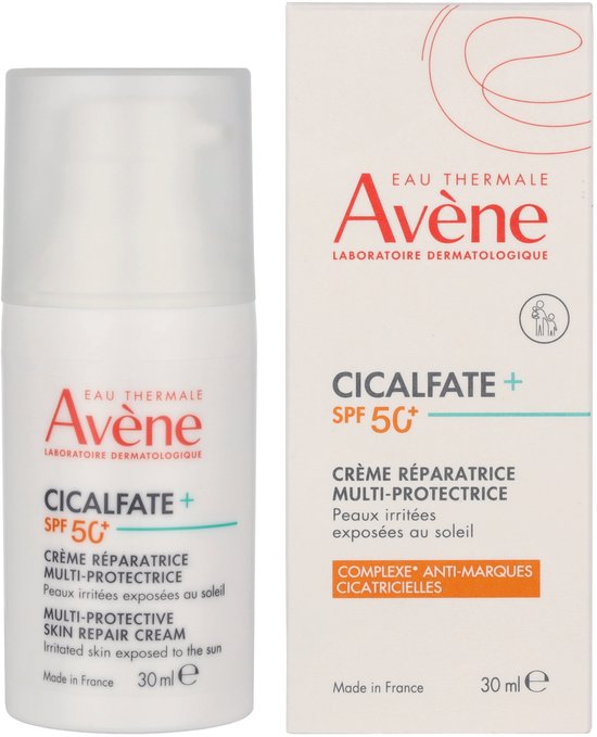 Avène Cicalfate+ crème met SPF 50+ en doosje. Pompfles van 30 ml.