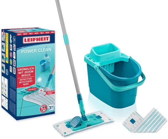 Système de nettoyage Leifheit Power Clean avec seau bleu, serpillière et tissu supplémentaire. Boîte avec informations produit.