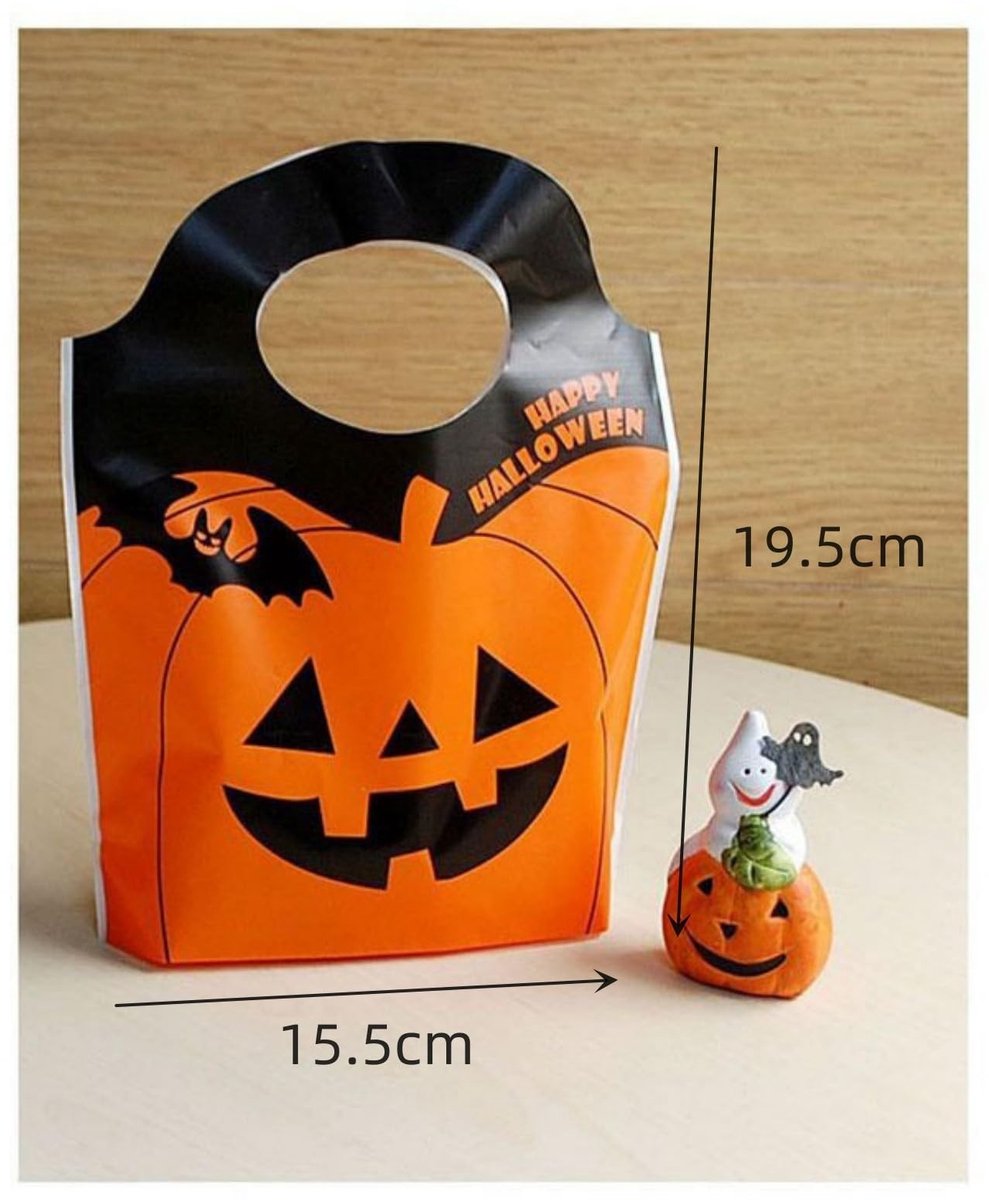 Dailygoods- Snoepzakjes Halloween - 50 stuks - Kunststof - Pompoenpatroon - Traktatie tasjes - Duurzaam - Afmetingen 15,5 x 19,5 cm - Traktatietas
