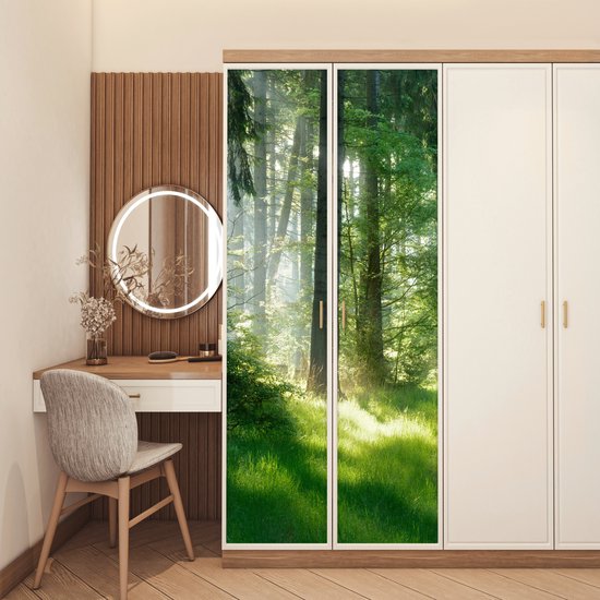 Deurposter 80x205 cm - Deursticker Natuur - Bomen - Bos - Groen - Zon - Gras - Planten - Meubelfolie zelfklevend - Deurfolie woonkamer - Interieurfolie fotobehang - Deur plakfolie - Deurstickers - Deurbehang sticker - Kamer decoratie