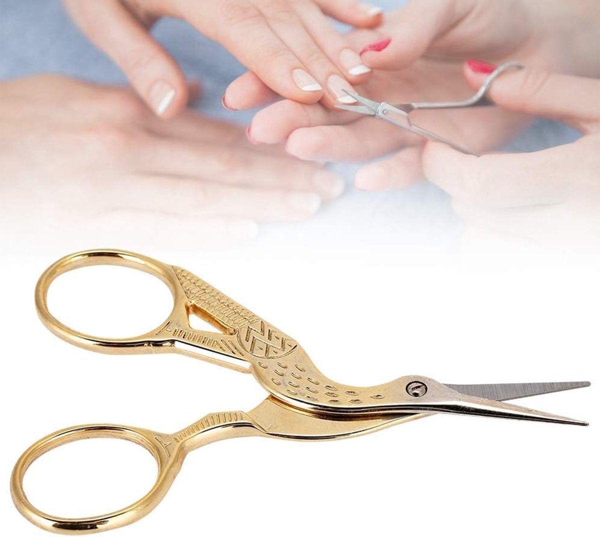 Professionele RVS Nagelschaar voor Manicure en Nagelkunst met Vintage Ontwerp en Gouden Afwerking, Perfect voor Precisiewerk en Verzorging