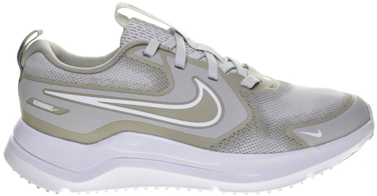 Nike Cosmic Runner Dark Beige