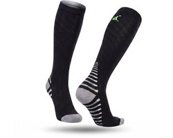 ATHLETIC ASSIST® Compressiekousen 20-30 mmHg ZWART - Maat S/M - Compressie sokken voor Sport Hardlopen Reizen Vliegtuig - Steunkousen - 1 Paar