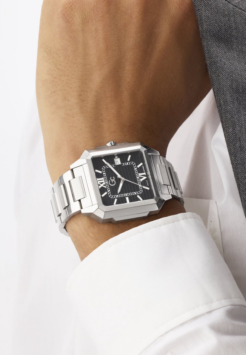Gc Gc Squarecut Quartz Analoog Horloge Zilvertint En Zwart Behuizing: 100% Roestvrij Staal | Armband: Roestvrij Staal 41 mm Z74001G4, Z74003G7, Z74004G9